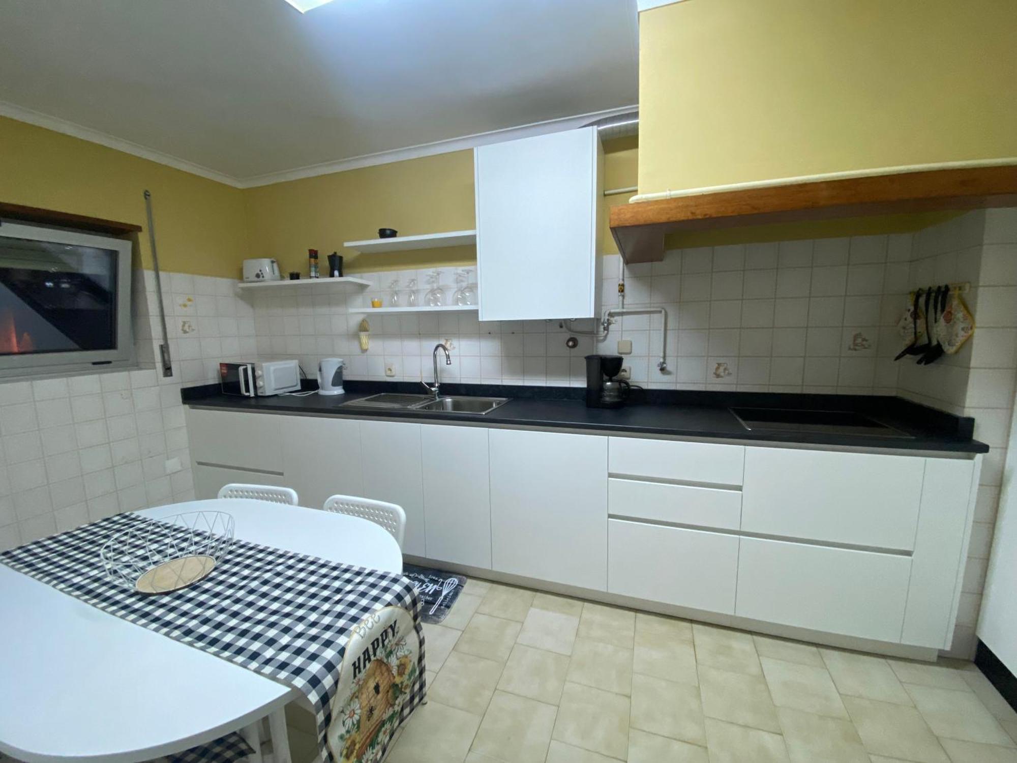A Terraza Da Filipa Apartment วีลาปรายา เด อันโกรา ภายนอก รูปภาพ